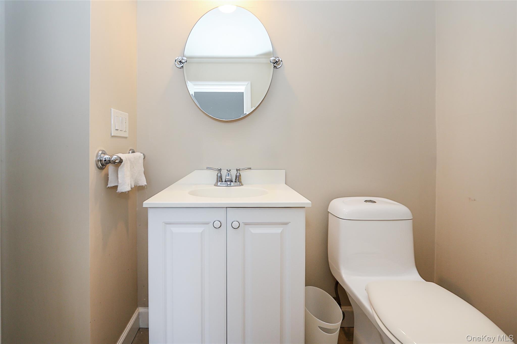 Condo Madeira  Suffolk County, NY 11747, MLS-960544-20