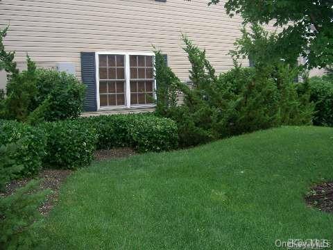 Condo Madeira  Suffolk County, NY 11747, MLS-960544-33