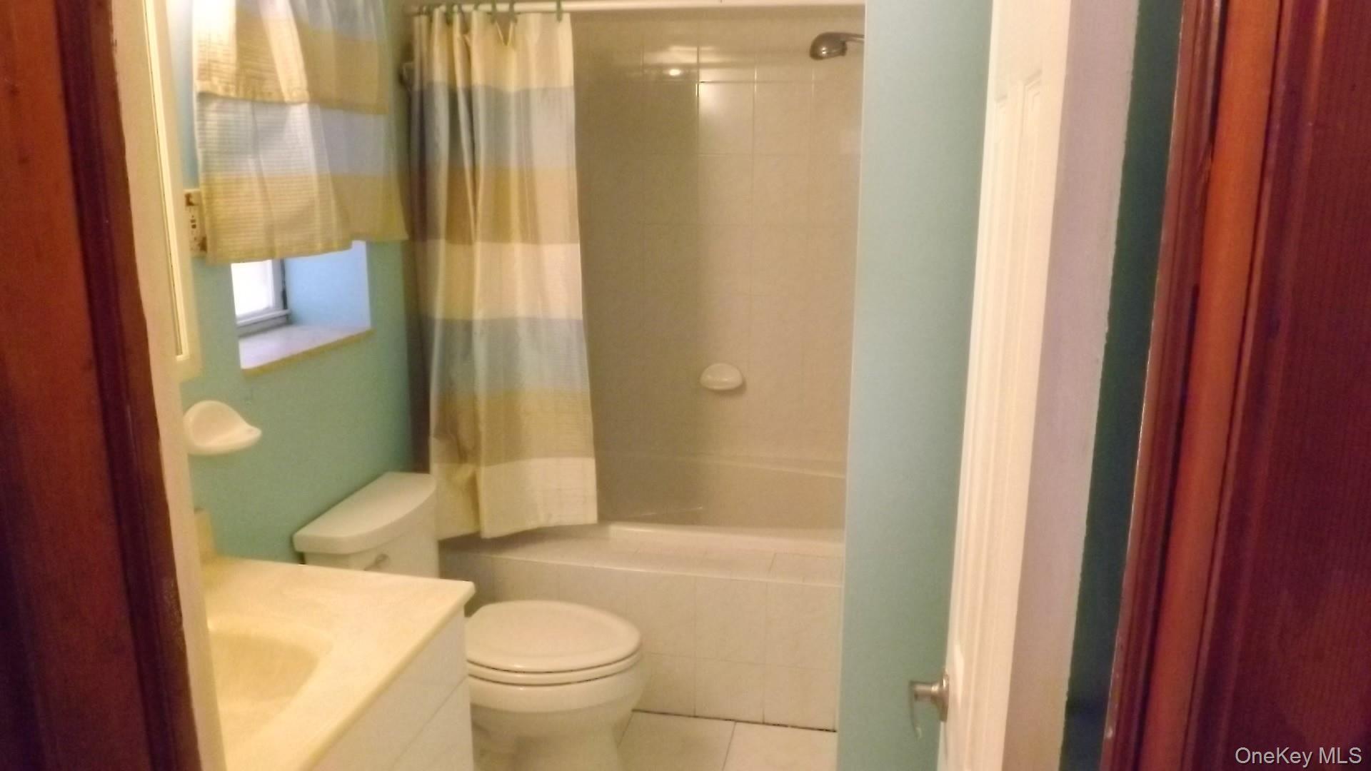 Single Family Haight Bronx, NY 10461, MLS-960563-6
