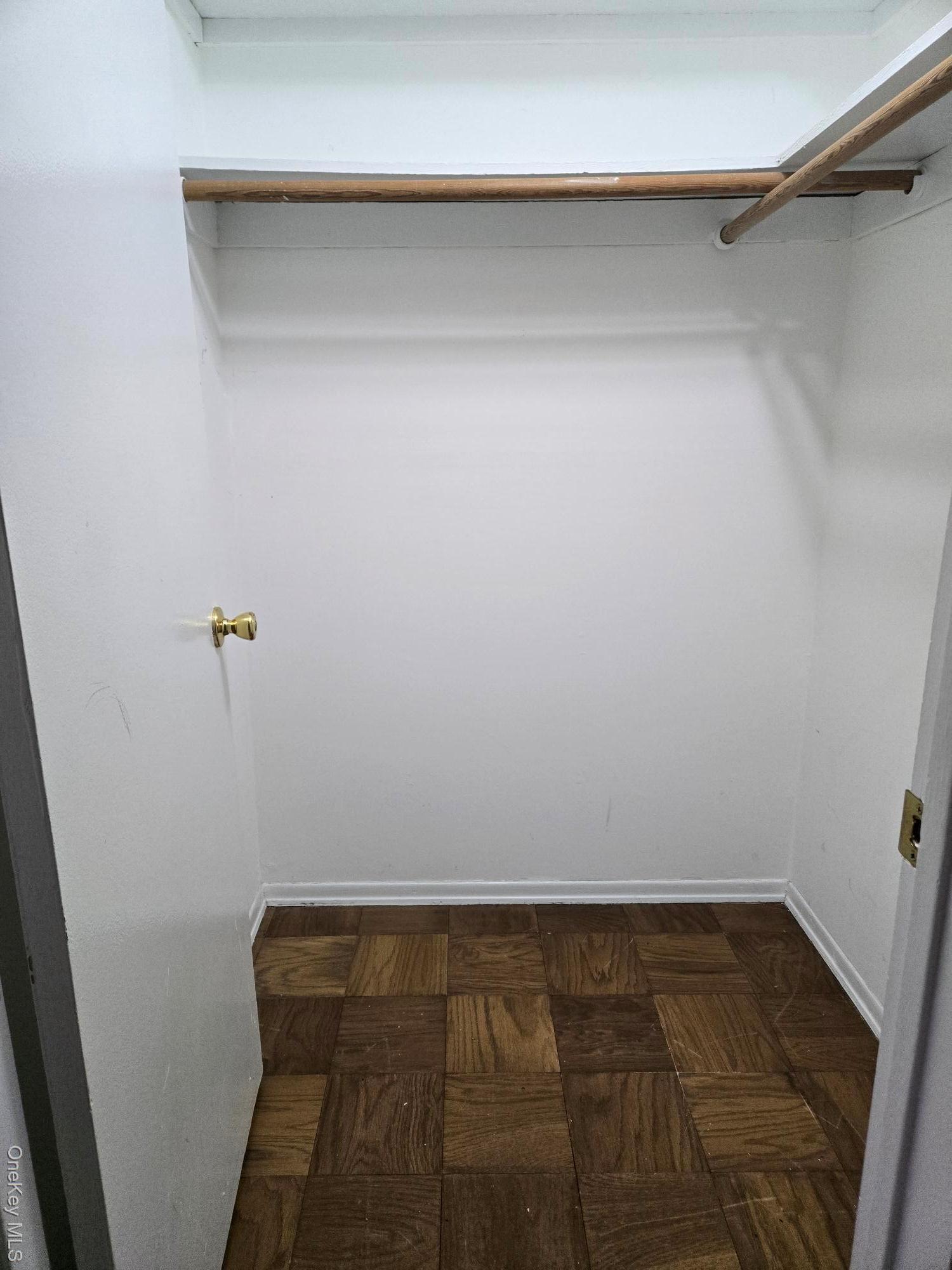 Coop Crompond  Westchester County, NY 10566, MLS-960574-9