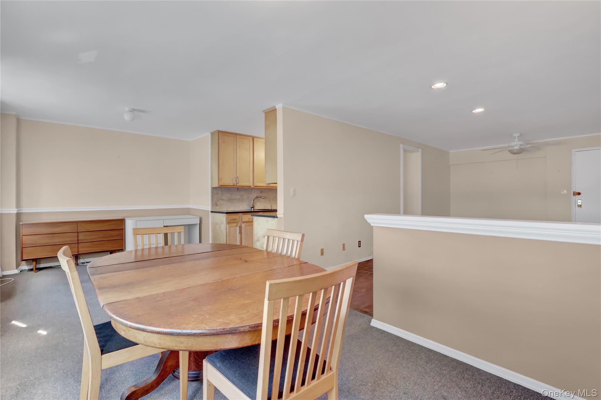 Coop Little Neck Parkway  Queens, NY 11362, MLS-960581-18