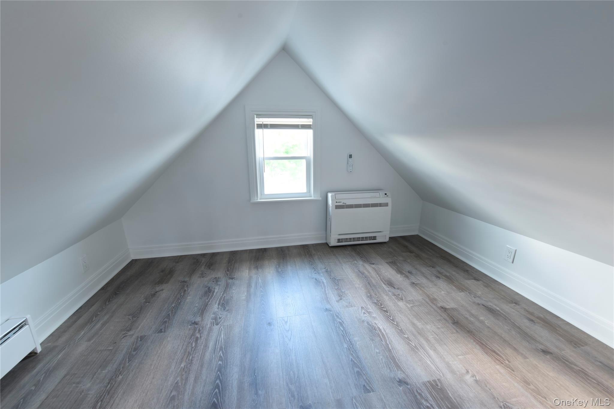 Single Family Lux Queens, NY 11435, MLS-960589-23