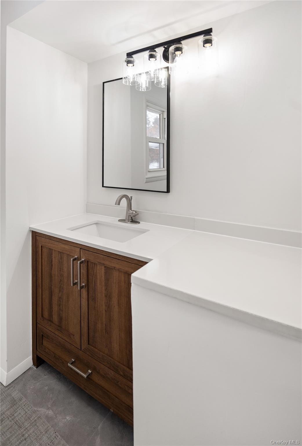 Single Family Ohioville  Ulster County, NY 12561, MLS-960603-10