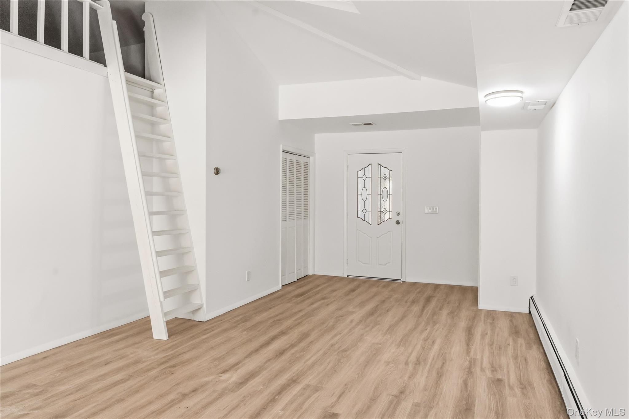 Single Family Ohioville  Ulster County, NY 12561, MLS-960603-11