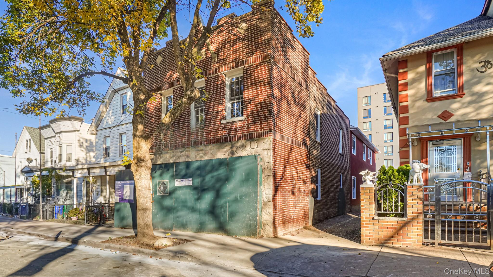 Single Family Richardson Bronx, NY 10470, MLS-960605-15