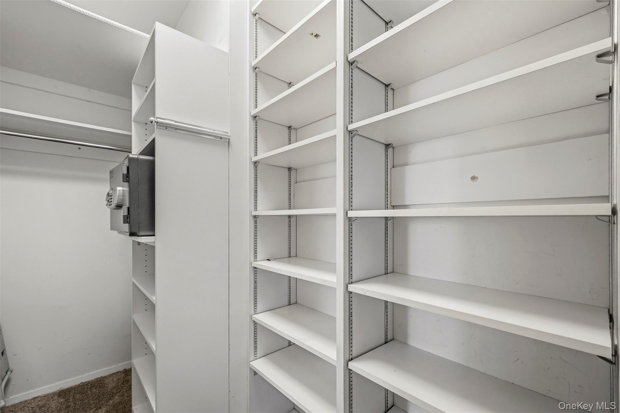 Coop Grand Central  Queens, NY 11005, MLS-960622-30