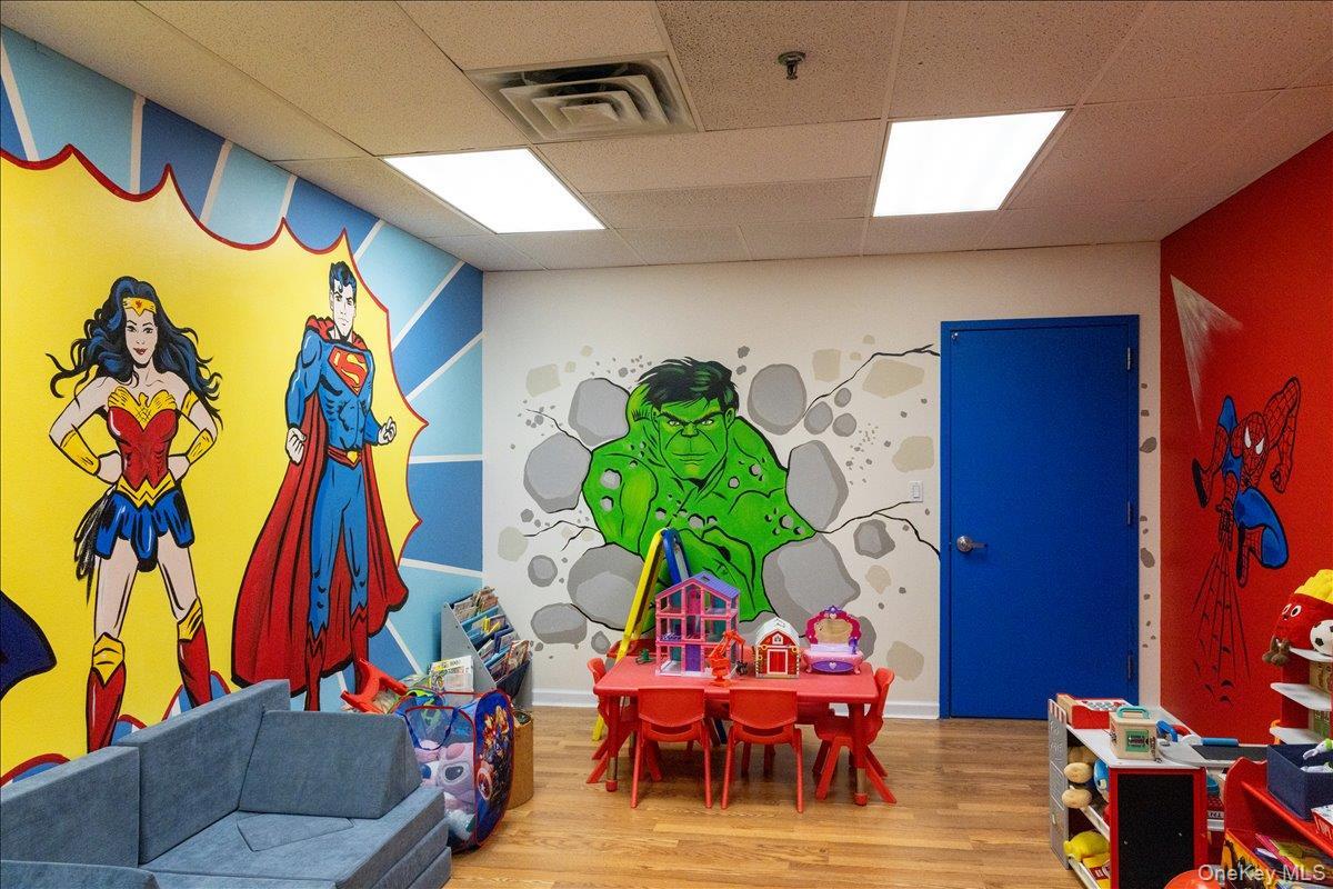 Coop Grand Central  Queens, NY 11005, MLS-960622-39