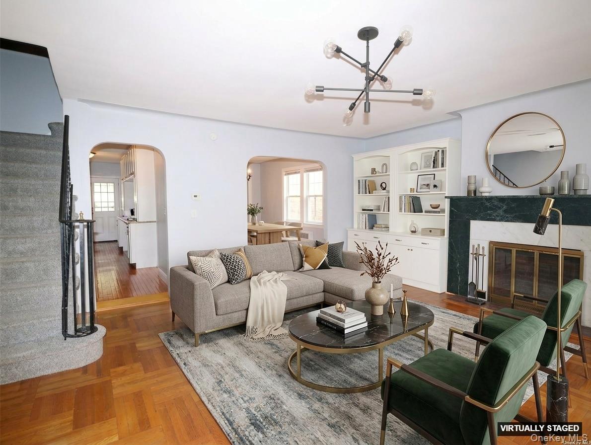 Single Family 36th Queens, NY 11103, MLS-960623-3