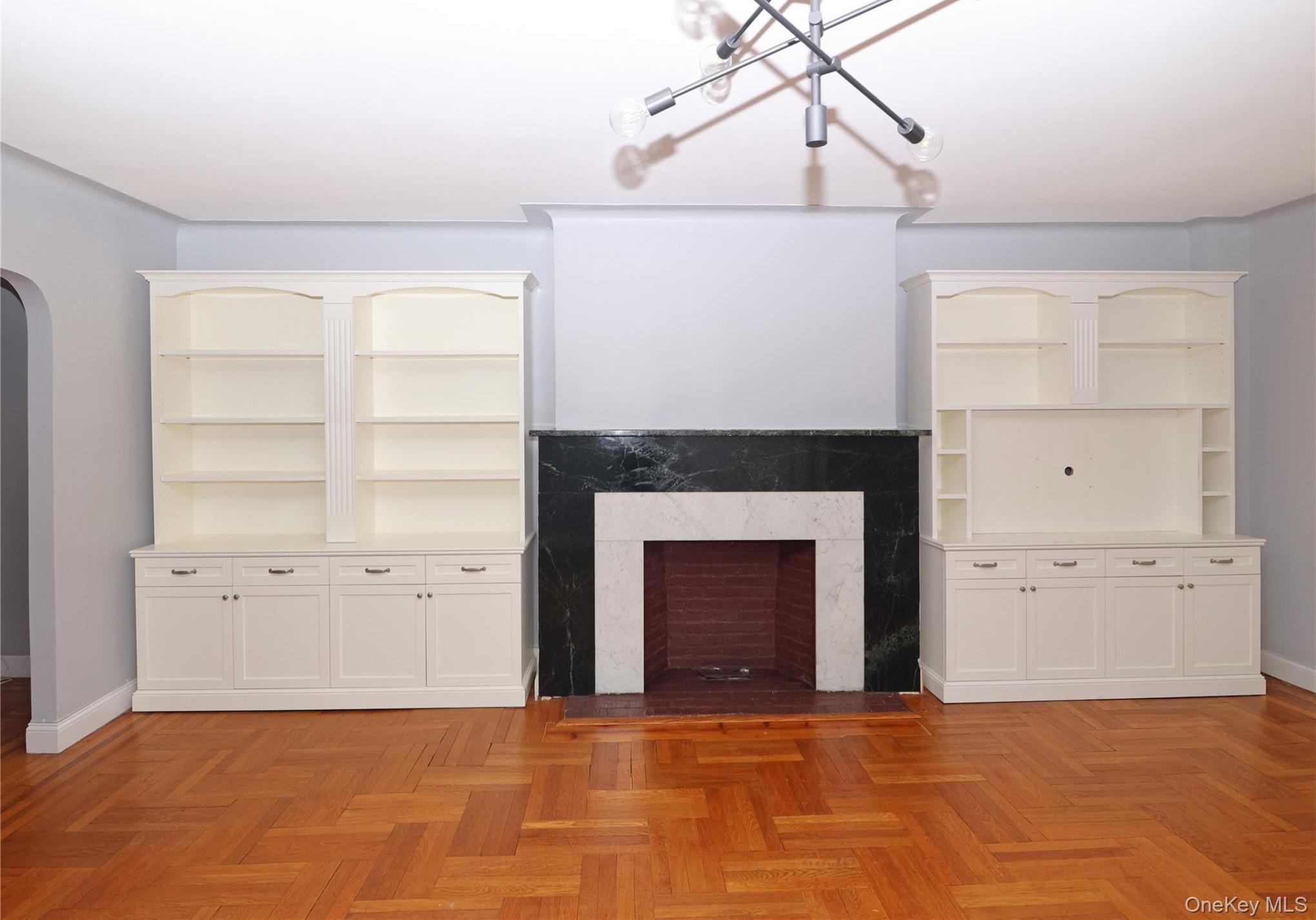 Single Family 36th Queens, NY 11103, MLS-960623-7