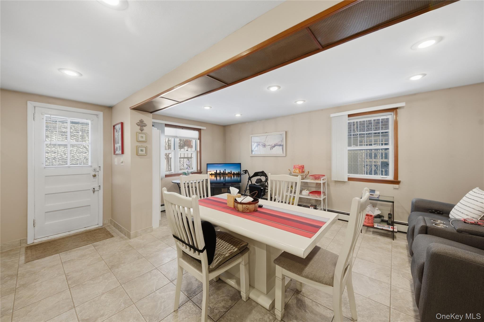 Single Family Young  Bronx, NY 10469, MLS-960639-25