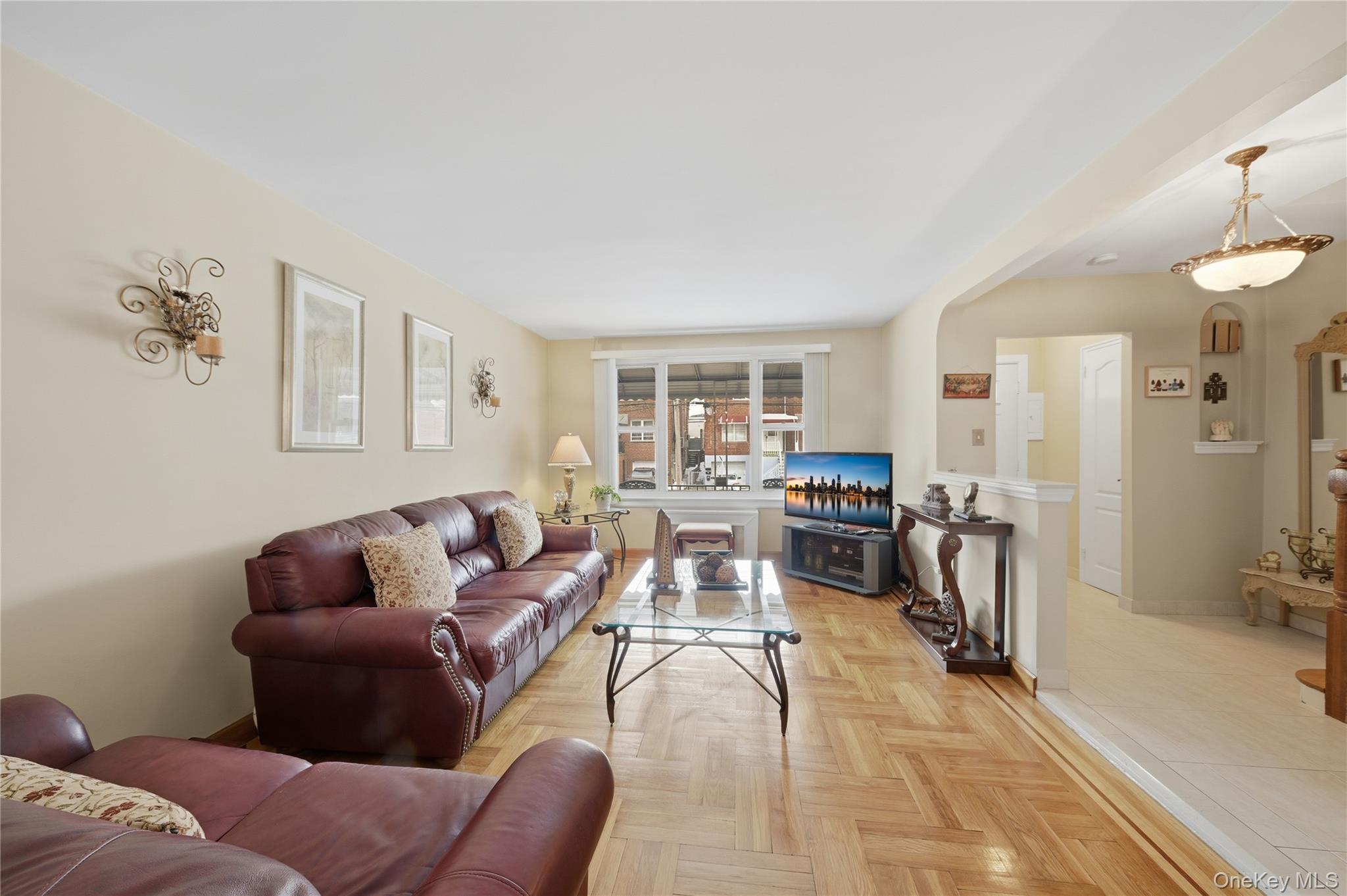 Single Family Young  Bronx, NY 10469, MLS-960639-3