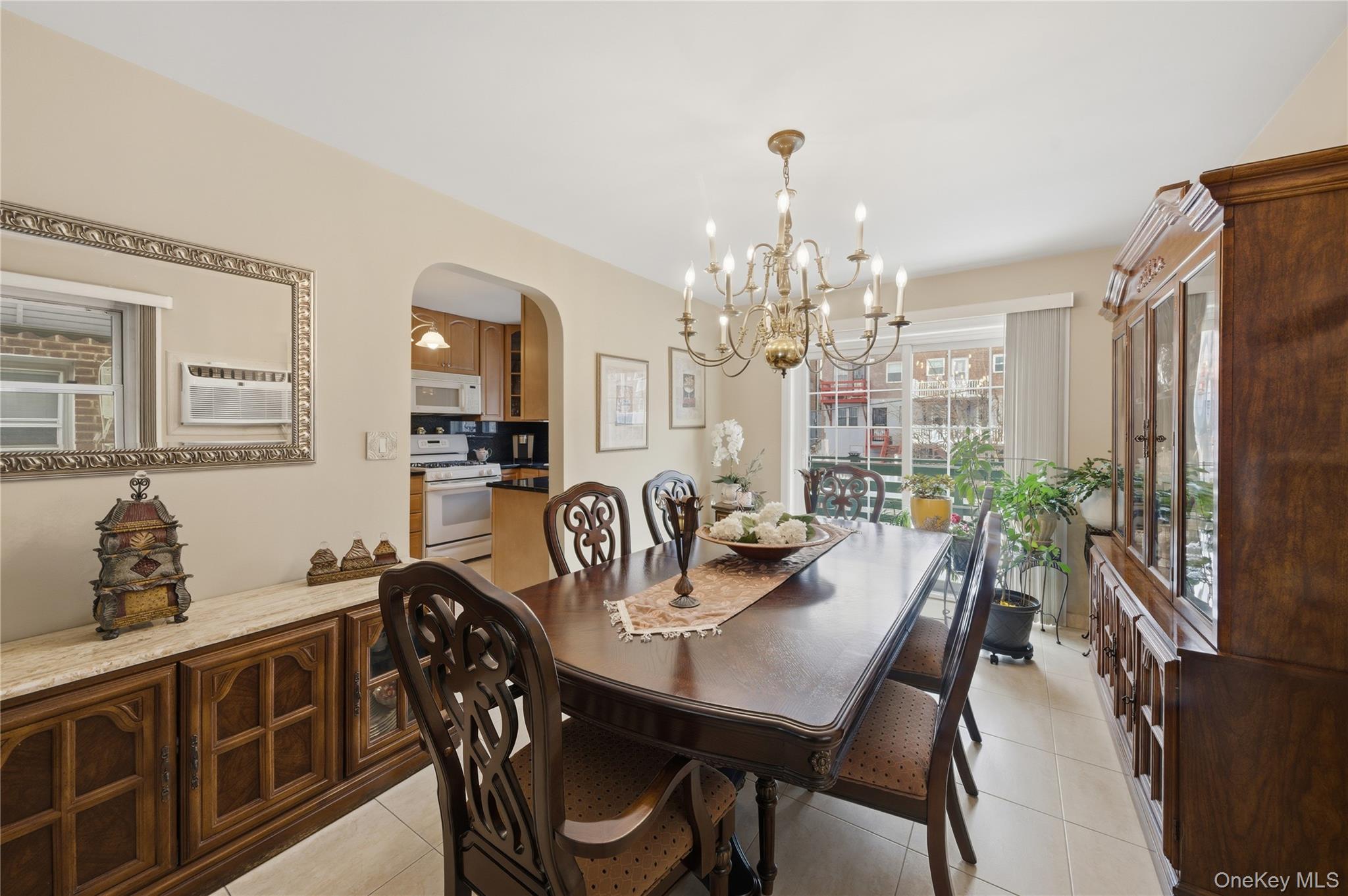 Single Family Young  Bronx, NY 10469, MLS-960639-6