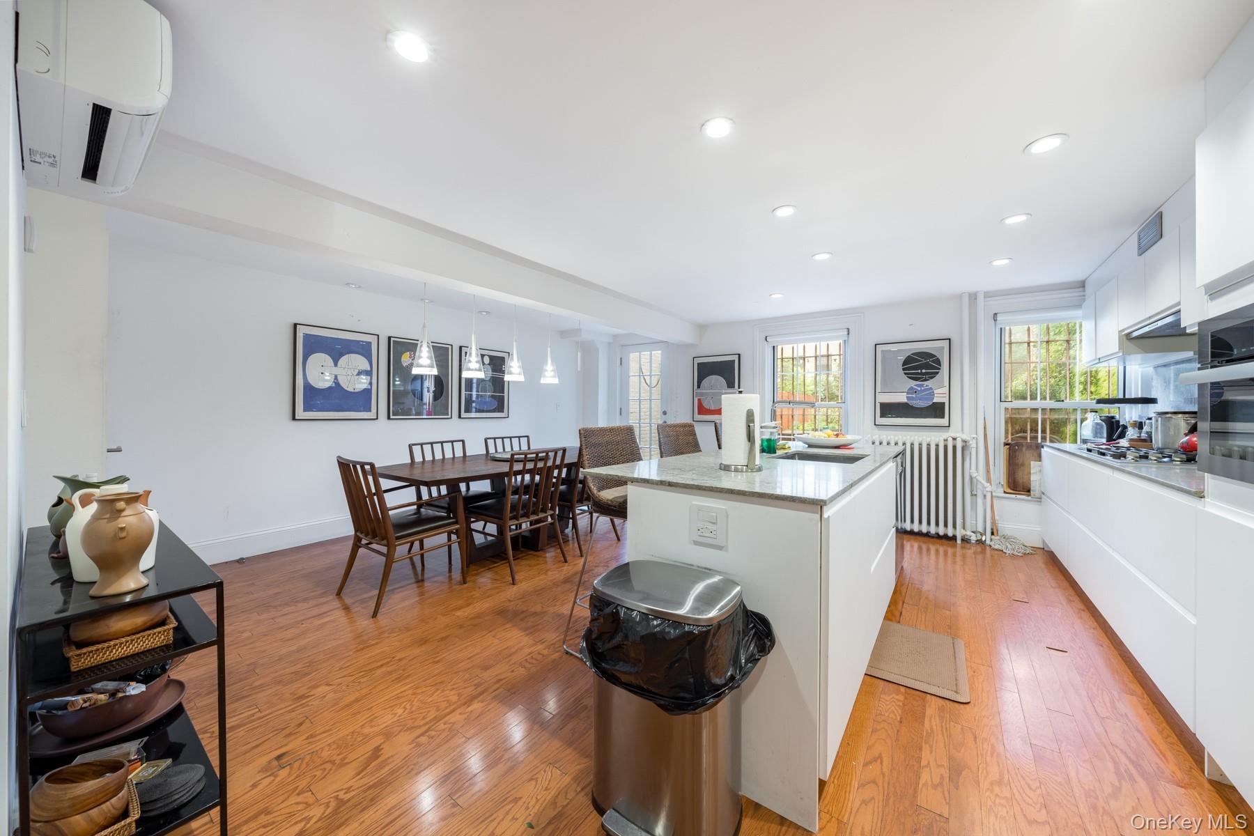 Single Family 128th  Manhattan, NY 10035, MLS-960656-19