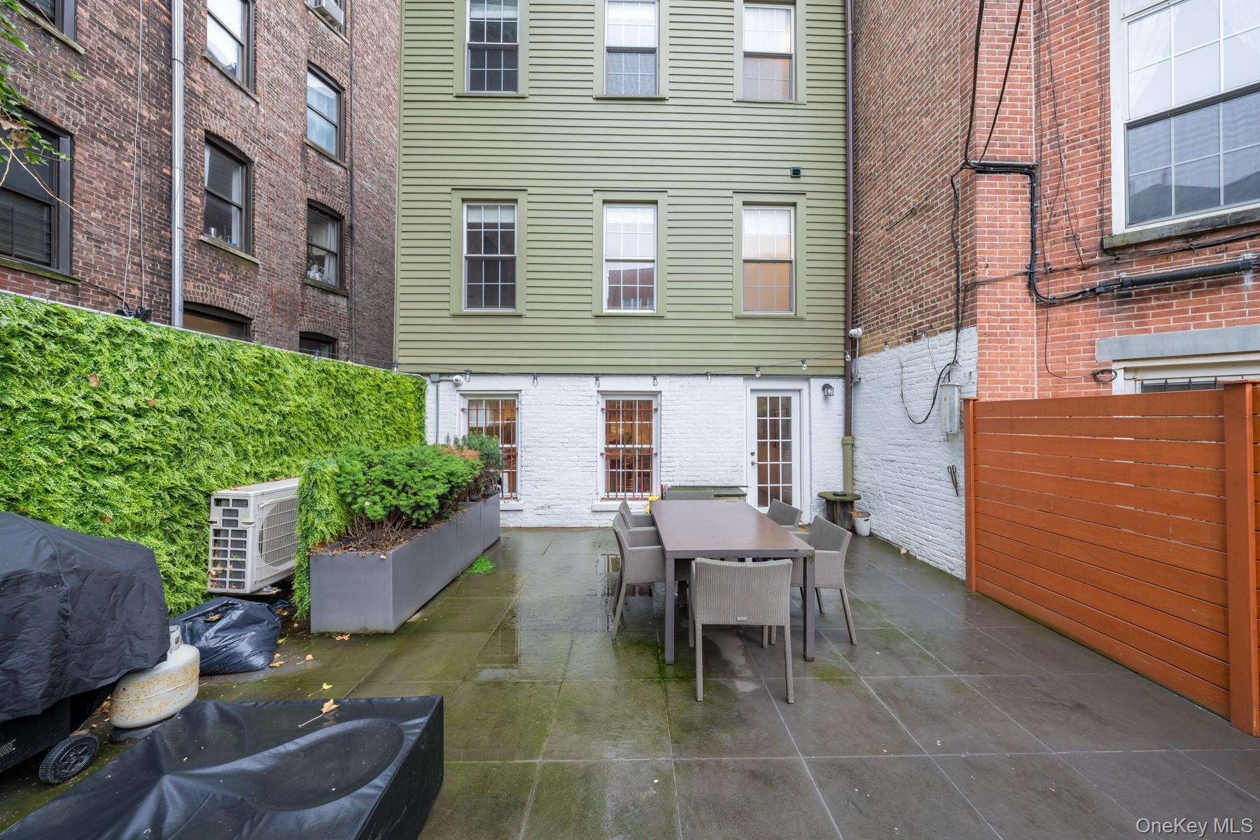 Single Family 128th  Manhattan, NY 10035, MLS-960656-26