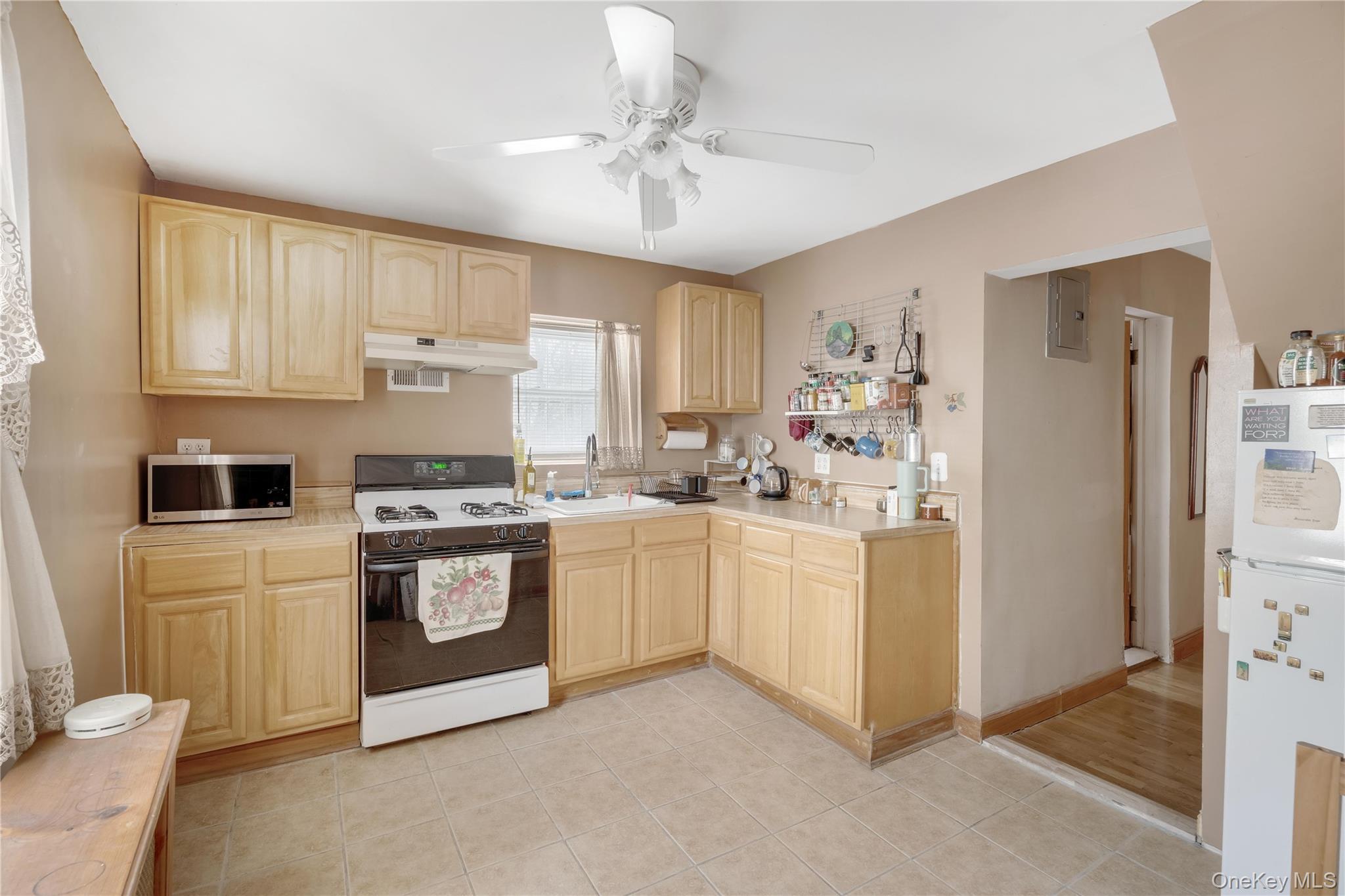 Single Family University  Bronx, NY 10453, MLS-960715-14