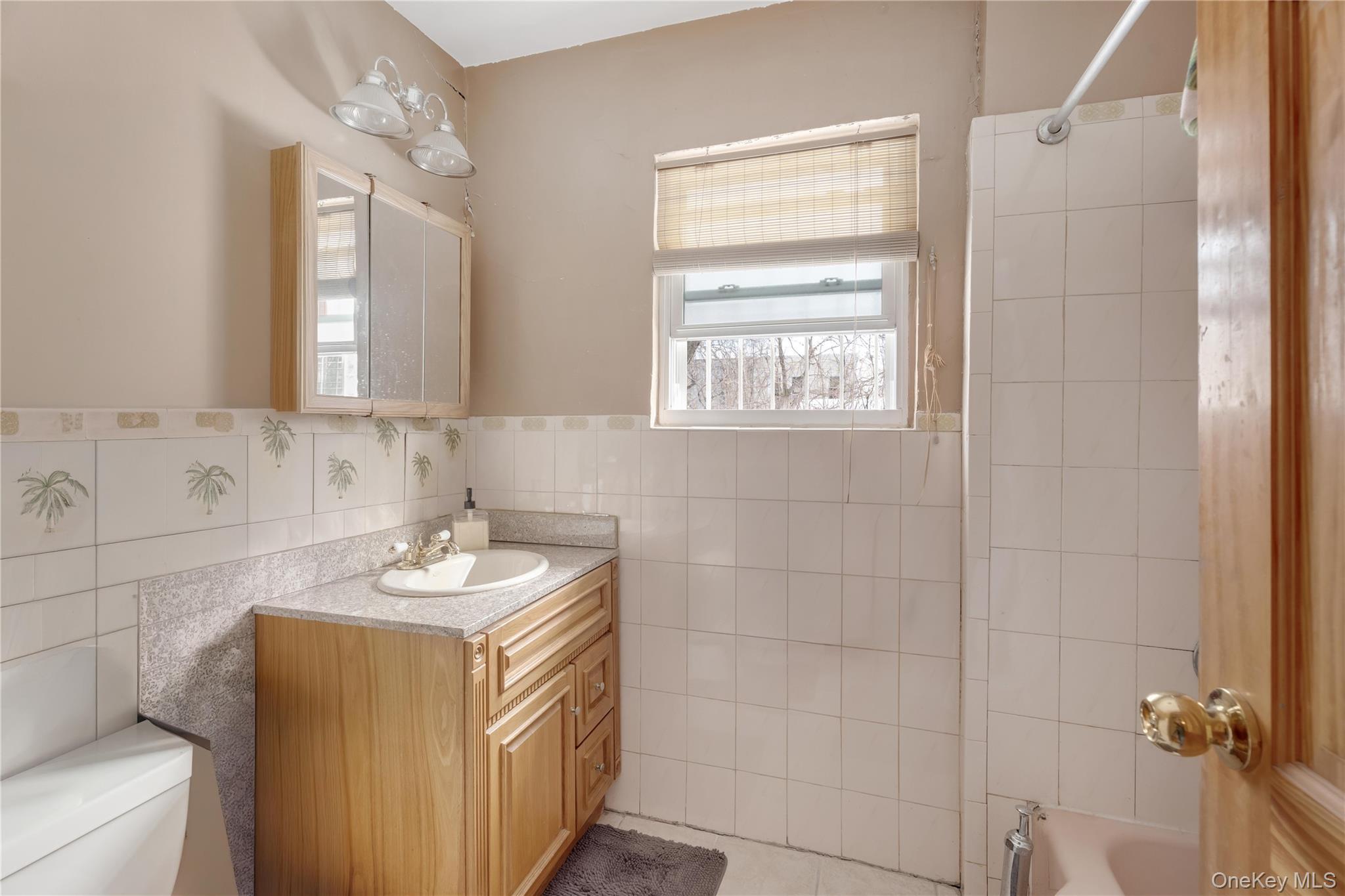 Single Family University  Bronx, NY 10453, MLS-960715-15