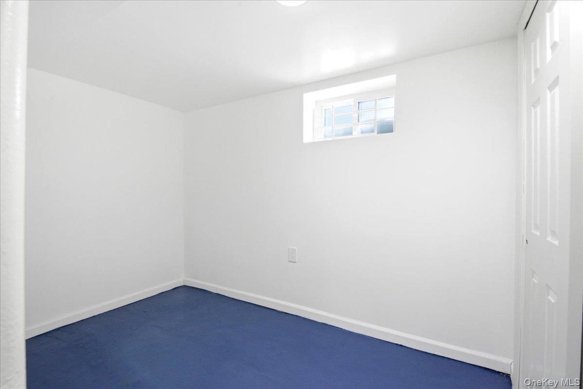 Single Family Manse  Queens, NY 11375, MLS-960720-38