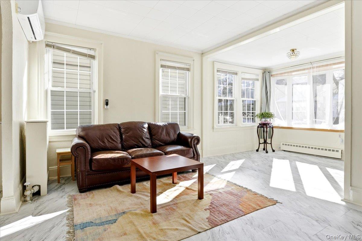 Single Family Manse  Queens, NY 11375, MLS-960720-5