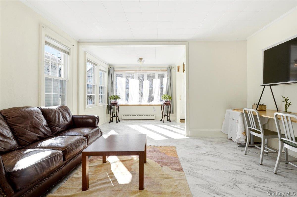 Single Family Manse  Queens, NY 11375, MLS-960720-6