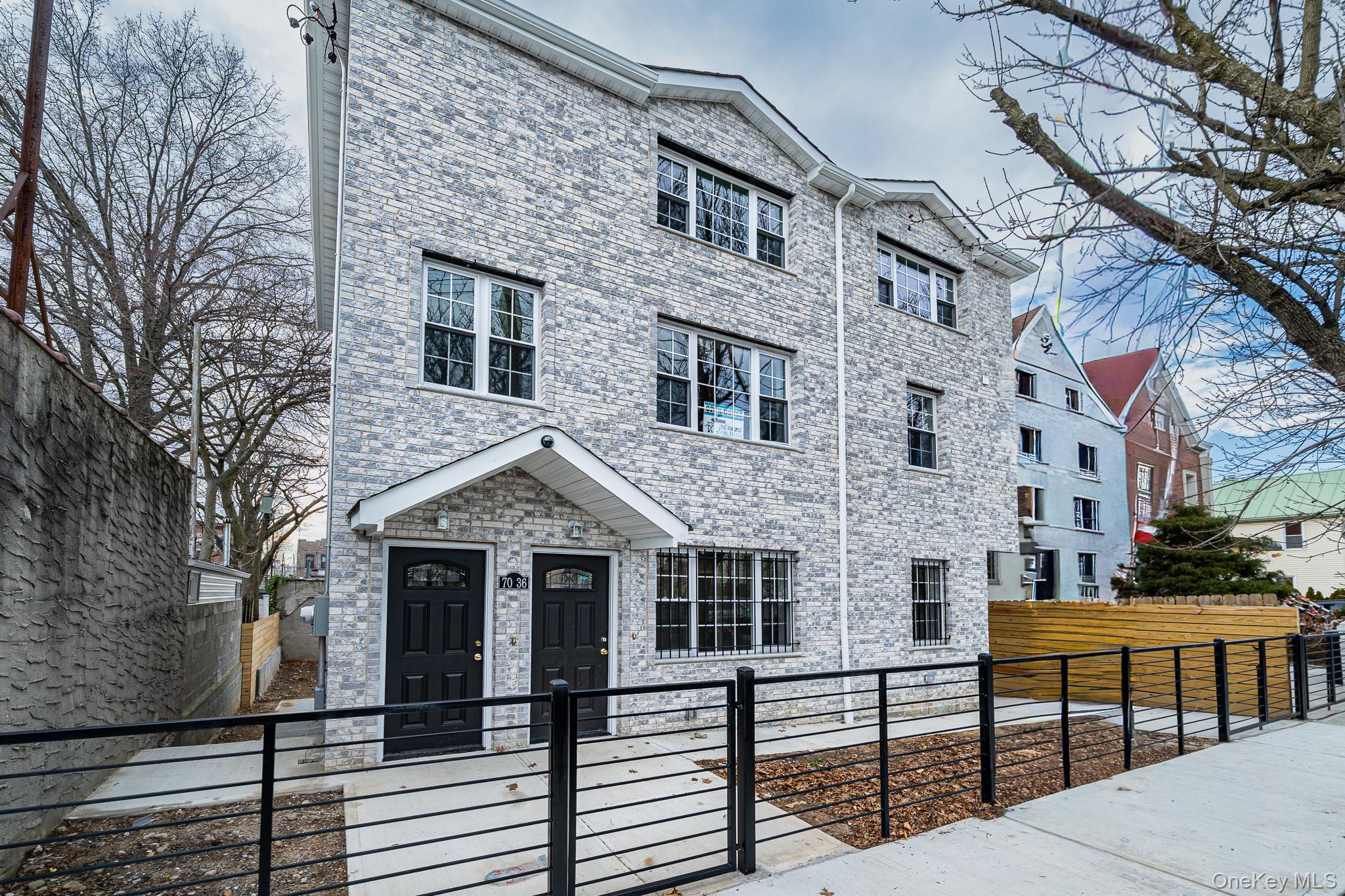 Single Family 70th  Queens, NY 11385, MLS-960748-29