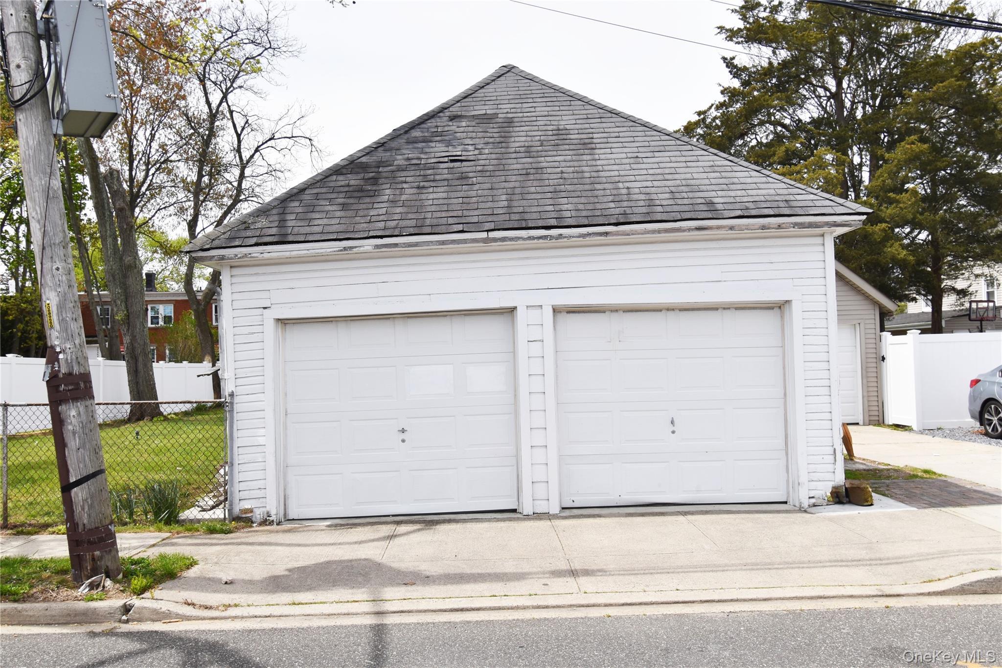 Single Family Front  Nassau County, NY 11735, MLS-960762-2