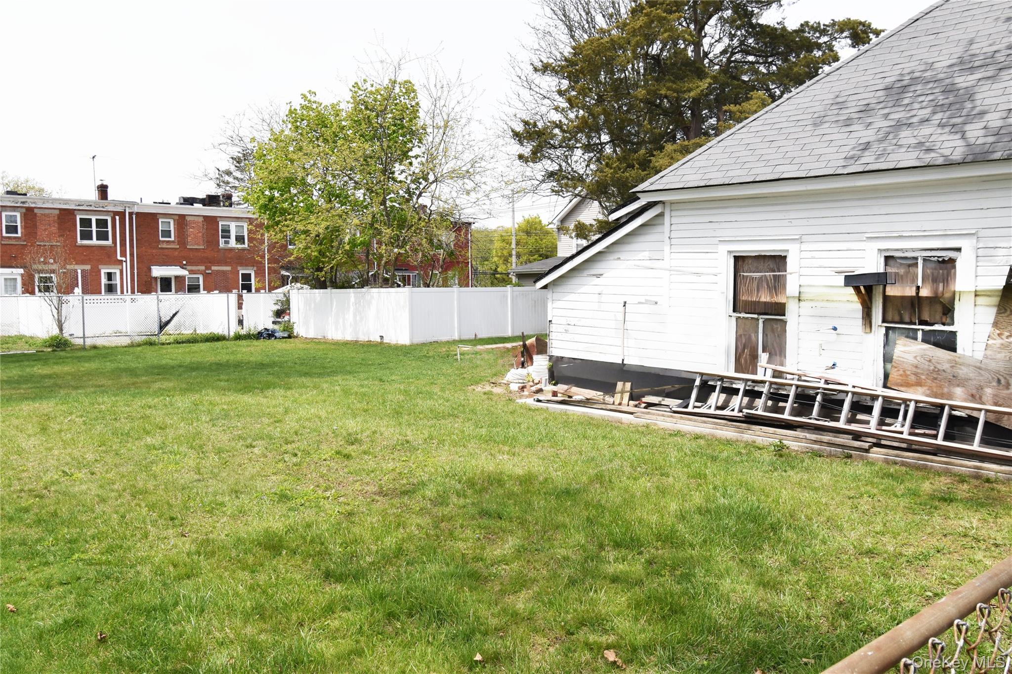 Single Family Front  Nassau County, NY 11735, MLS-960762-3