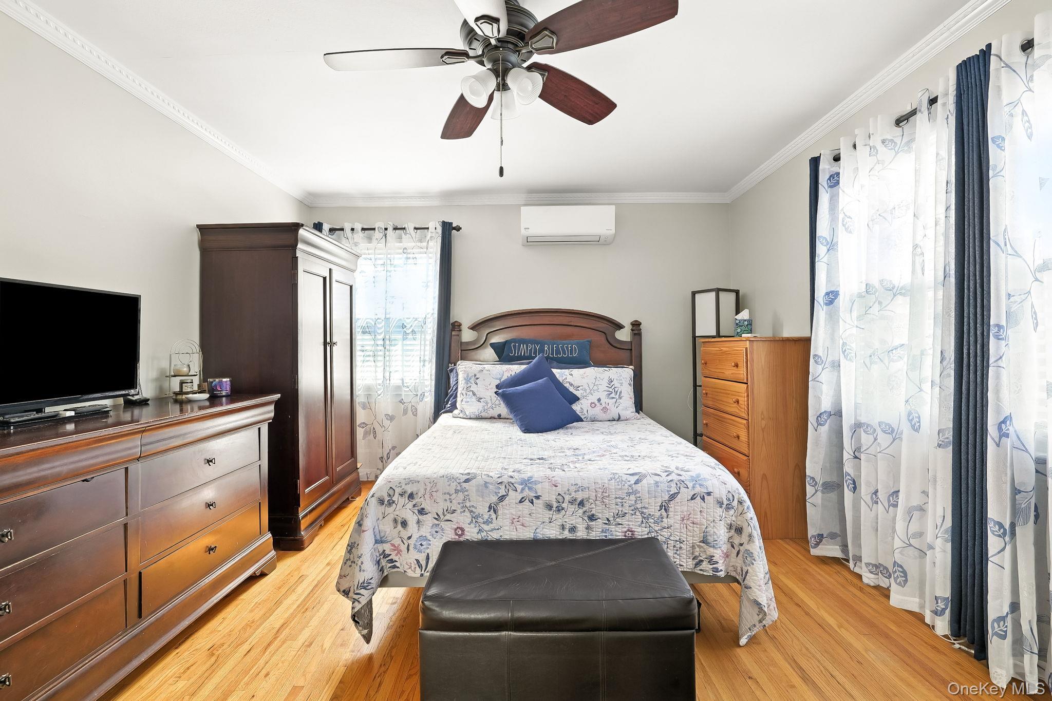 Single Family Swinton  Bronx, NY 10465, MLS-960764-13