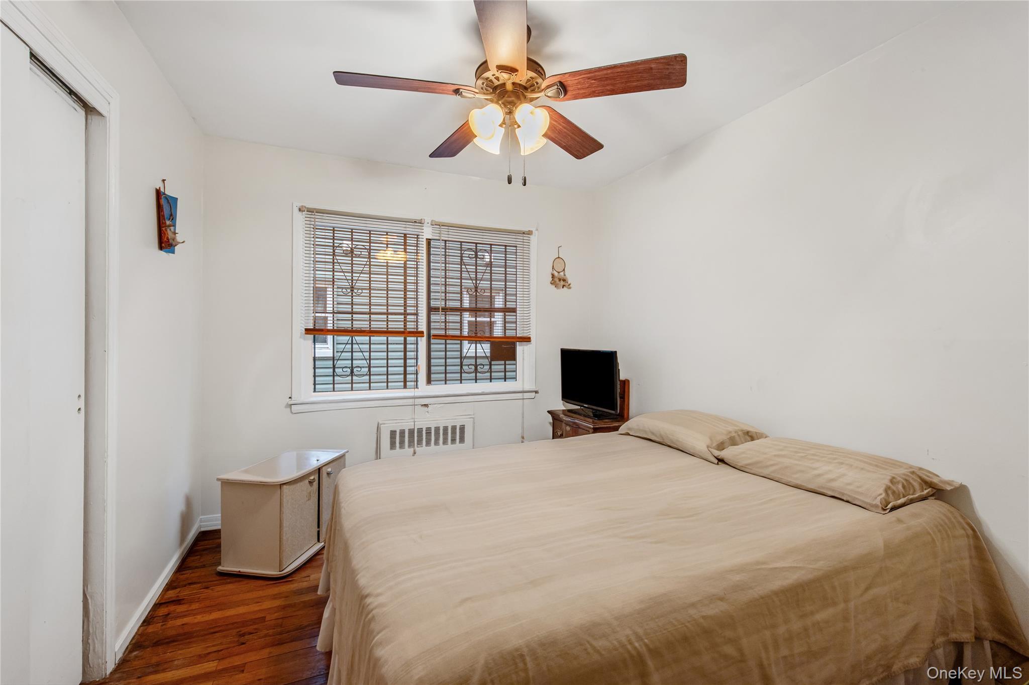 Single Family Bessemund  Queens, NY 11691, MLS-960799-14