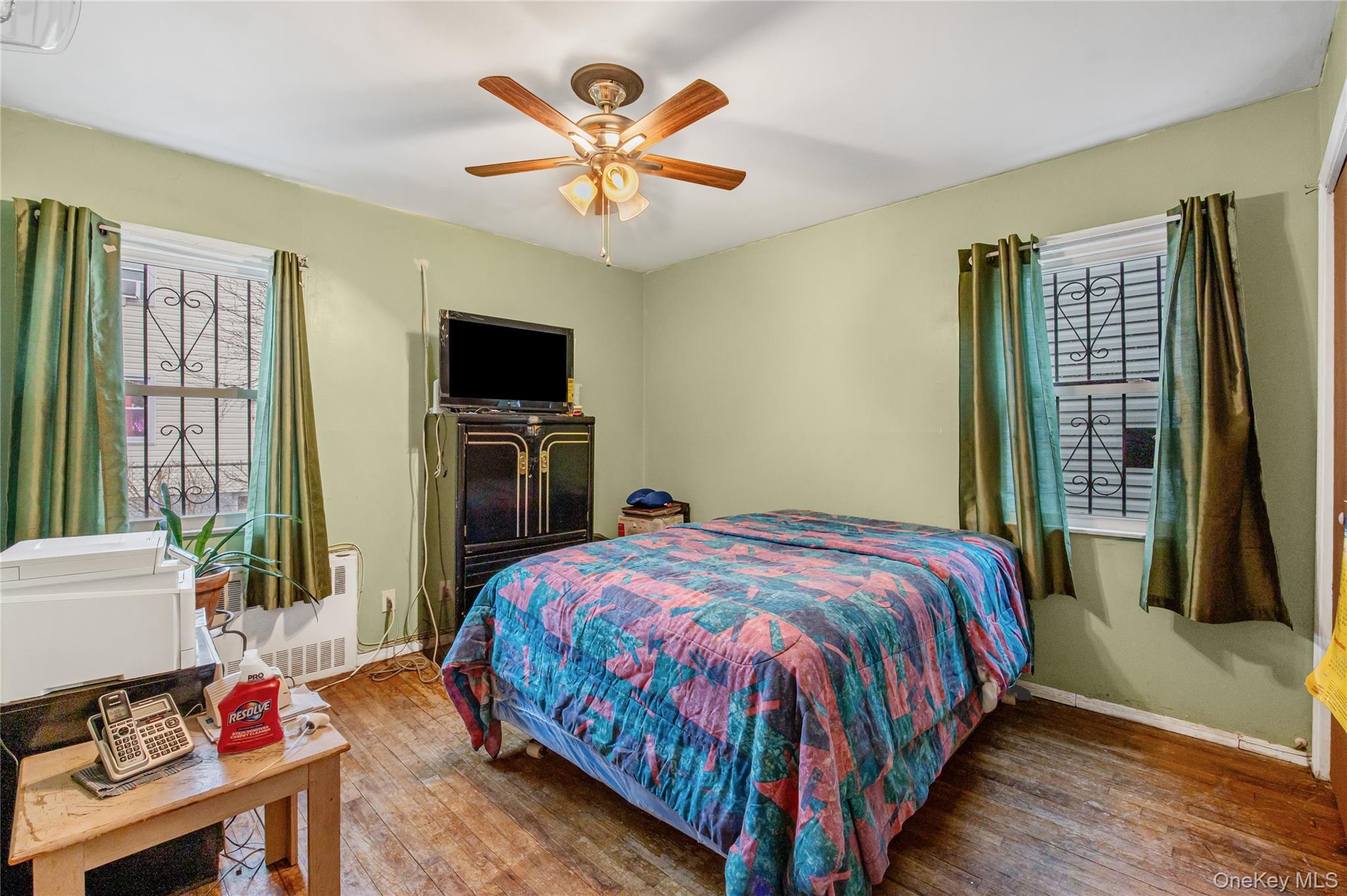 Single Family Bessemund  Queens, NY 11691, MLS-960799-15