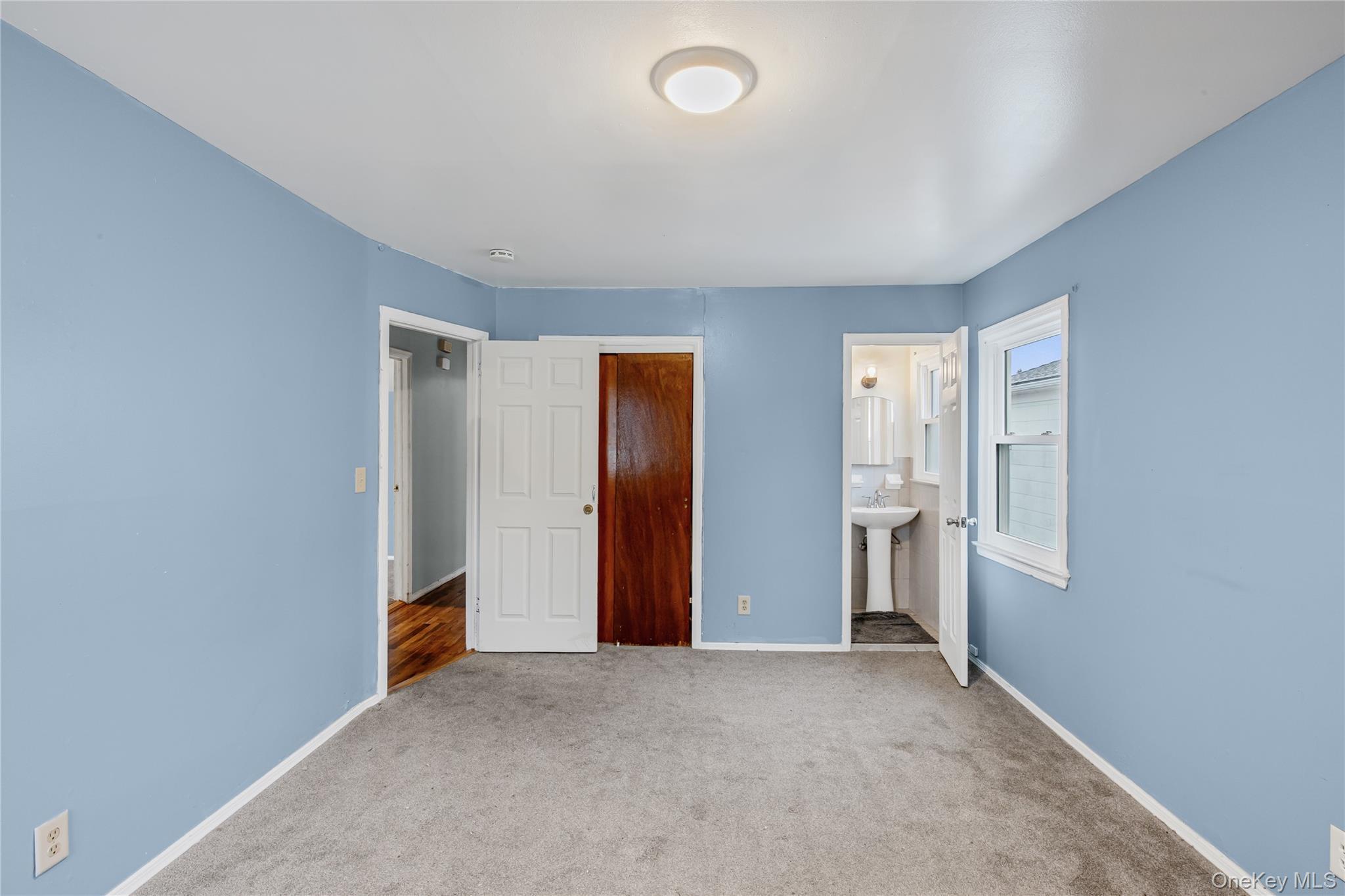 Single Family Bessemund  Queens, NY 11691, MLS-960799-27