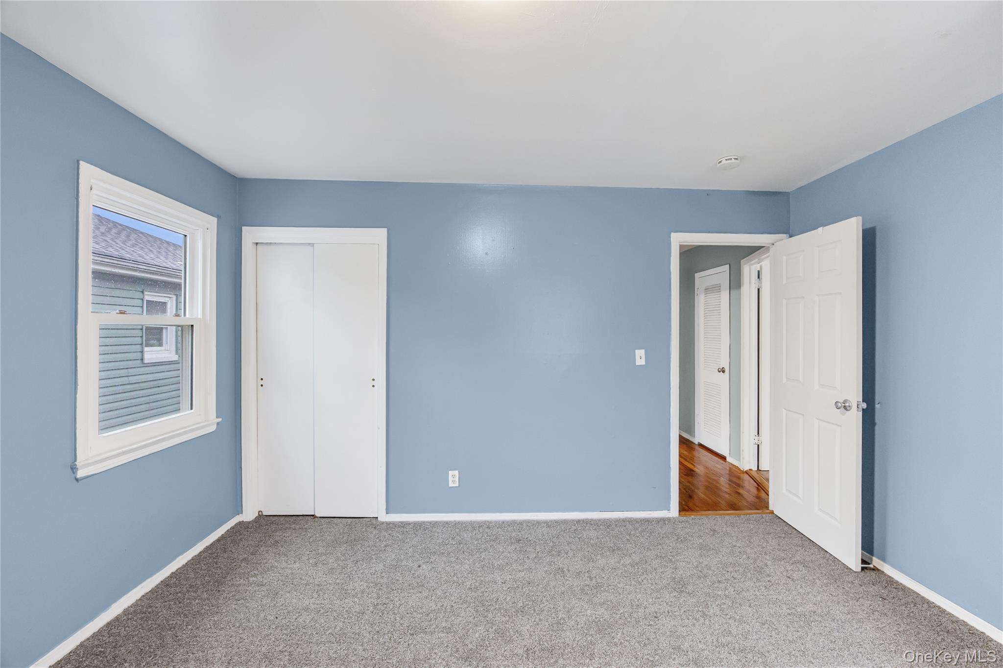 Single Family Bessemund  Queens, NY 11691, MLS-960799-28