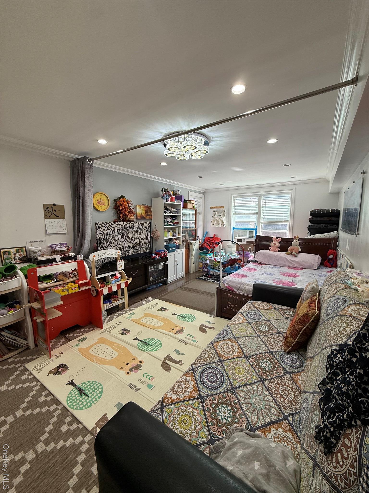 Coop Bowne  Queens, NY 11355, MLS-960812-2