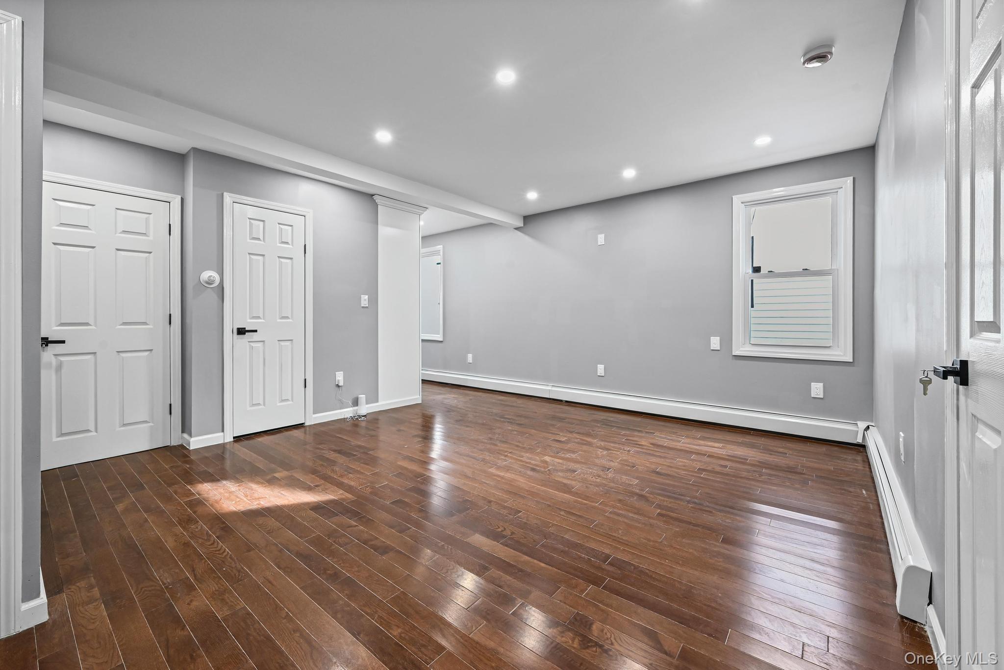 Single Family 202nd  Queens, NY 11412, MLS-960820-14