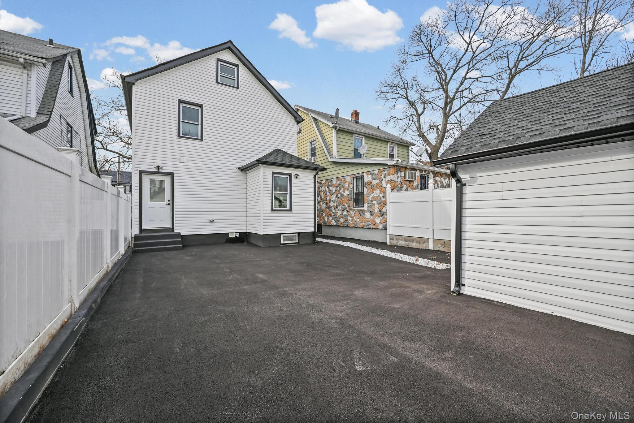 Single Family 202nd  Queens, NY 11412, MLS-960820-8