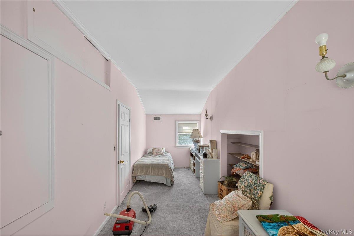 Single Family Main  Suffolk County, NY 11950, MLS-960861-11