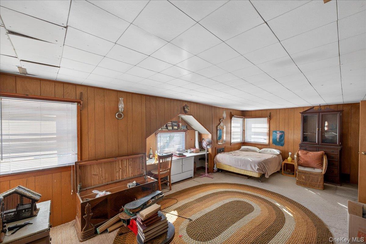 Single Family Main  Suffolk County, NY 11950, MLS-960861-12