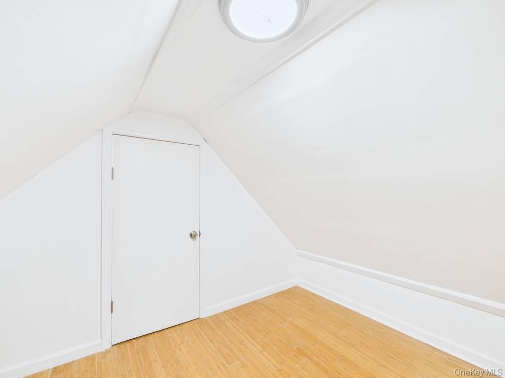 Single Family Curtis  Queens, NY 11369, MLS-960871-4