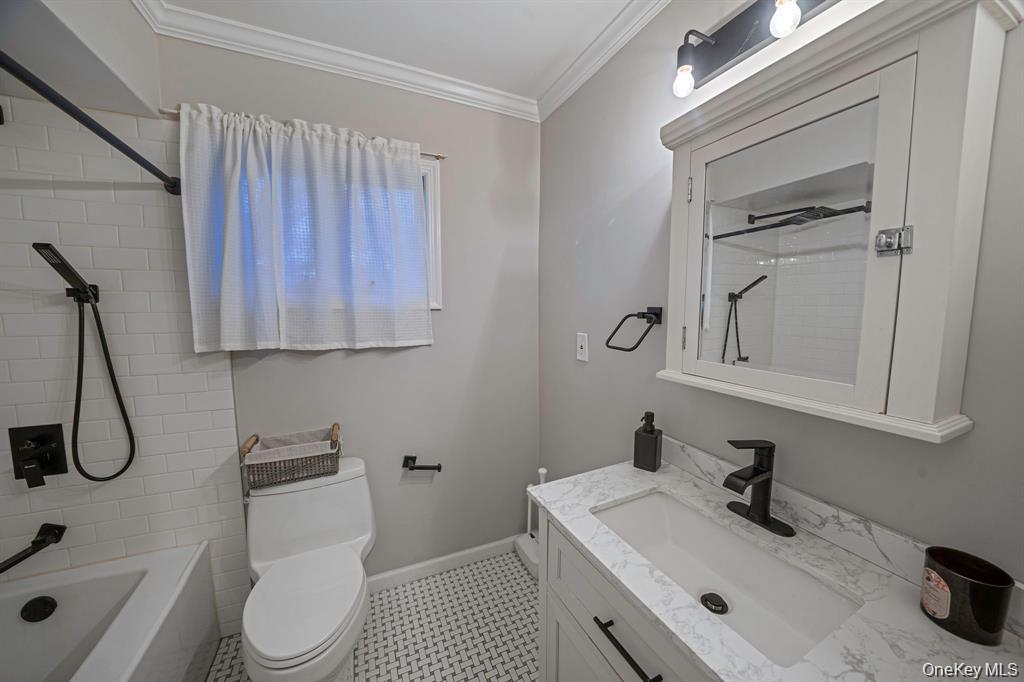 Single Family Sibley  Suffolk County, NY 11746, MLS-960872-15