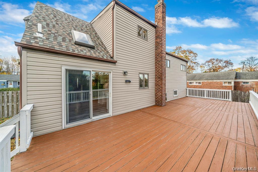 Single Family Sibley  Suffolk County, NY 11746, MLS-960872-6