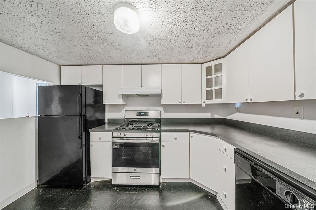 Single Family Sibley  Suffolk County, NY 11746, MLS-960872-7