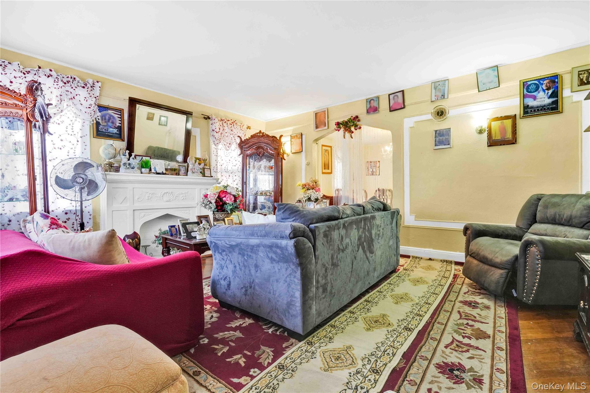 Single Family 229th Street  Queens, NY 11413, MLS-960883-6