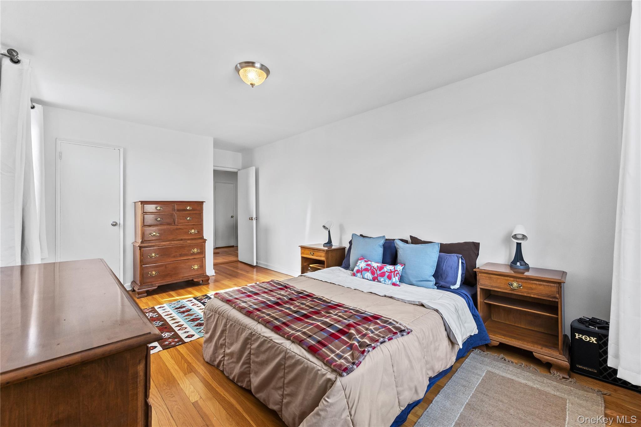 Coop 201st  Bronx, NY 10458, MLS-960885-11