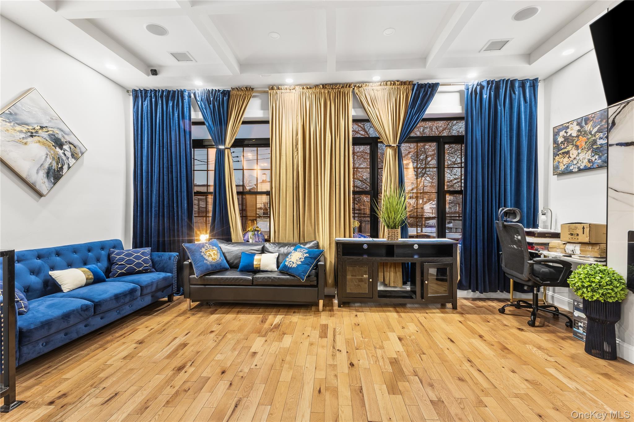 Single Family Essex  Brooklyn, NY 11208, MLS-960899-23