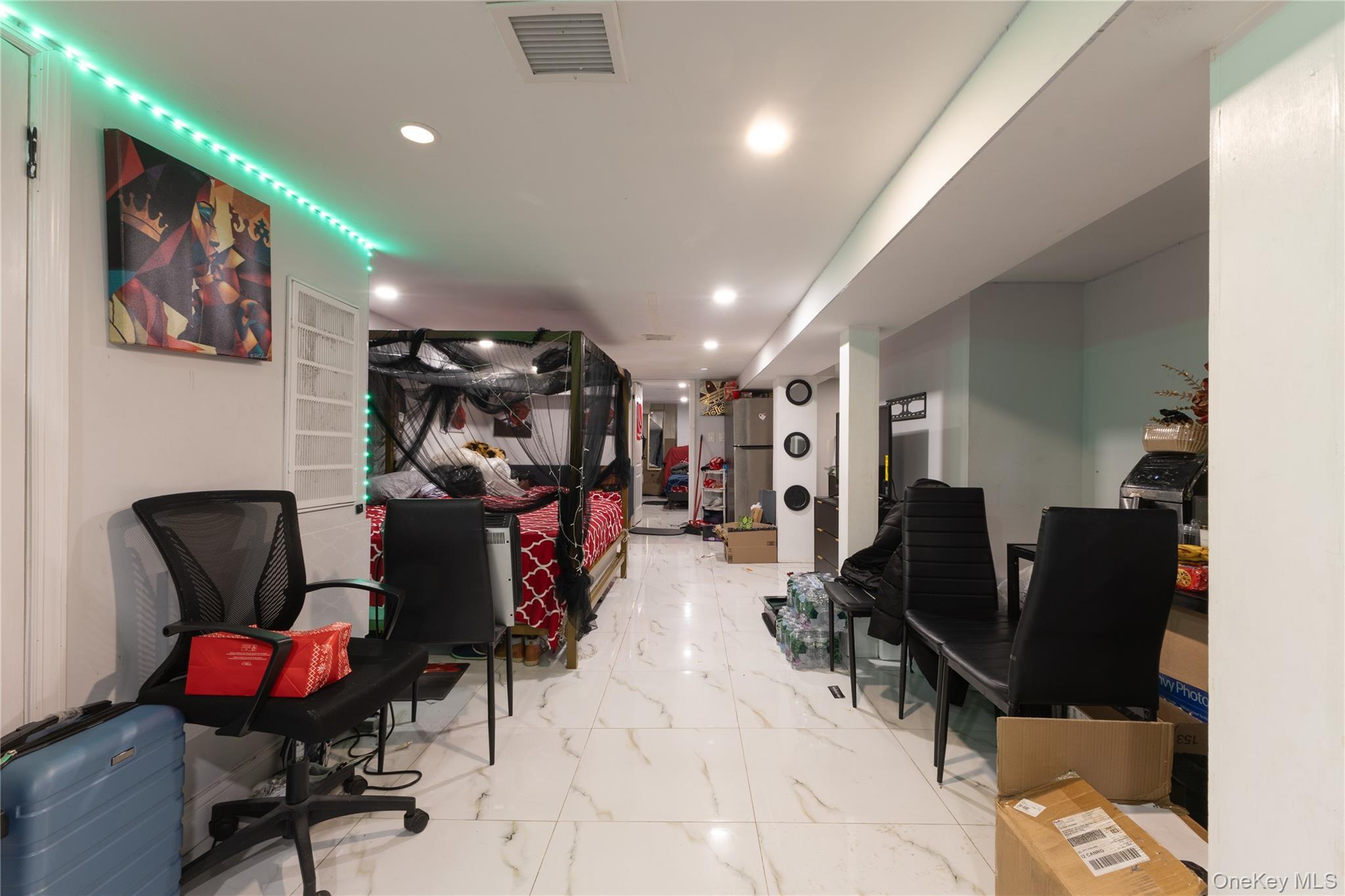 Single Family Essex  Brooklyn, NY 11208, MLS-960899-29