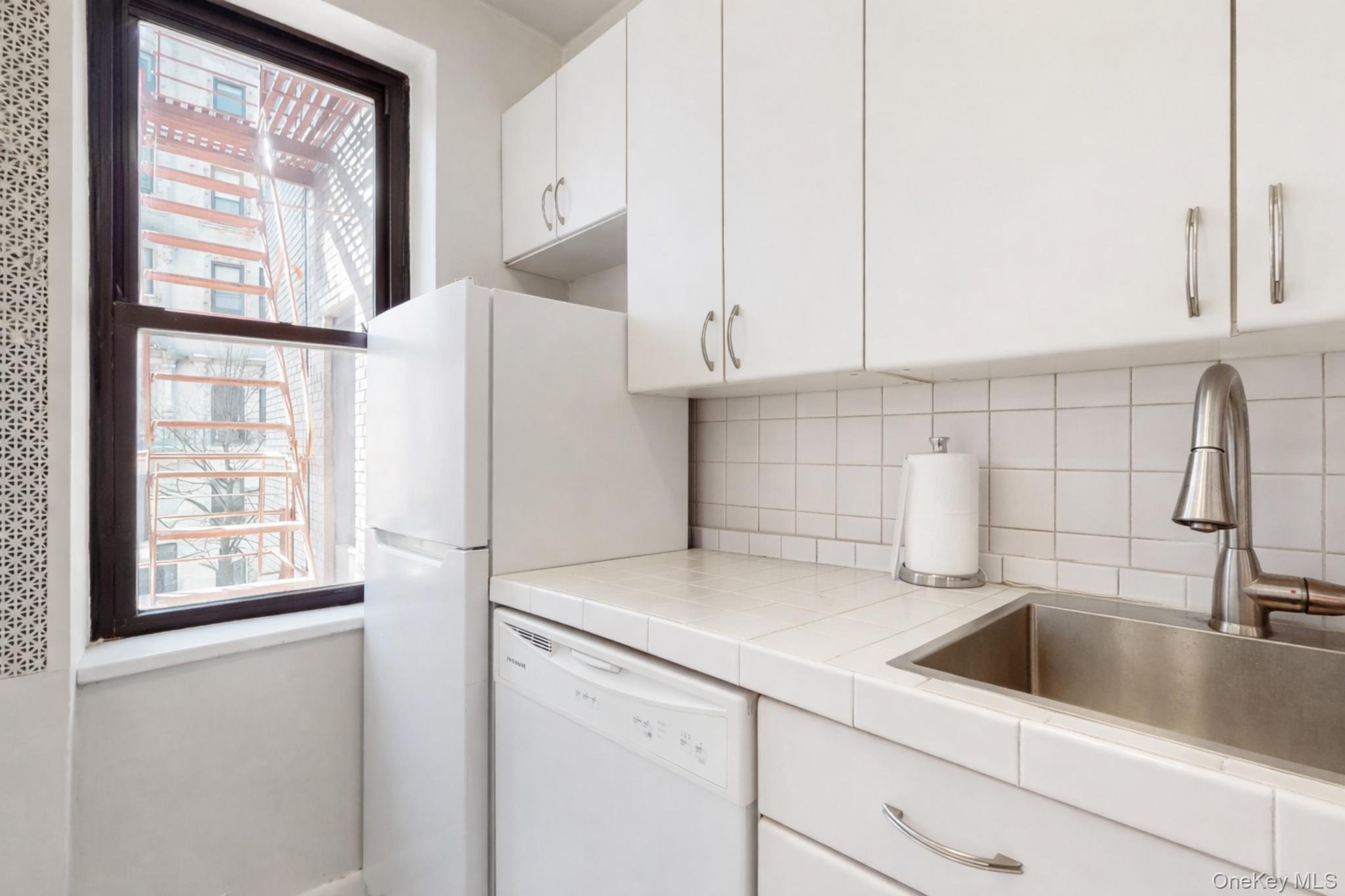 Condo Central  Manhattan, NY 10025, MLS-960901-6