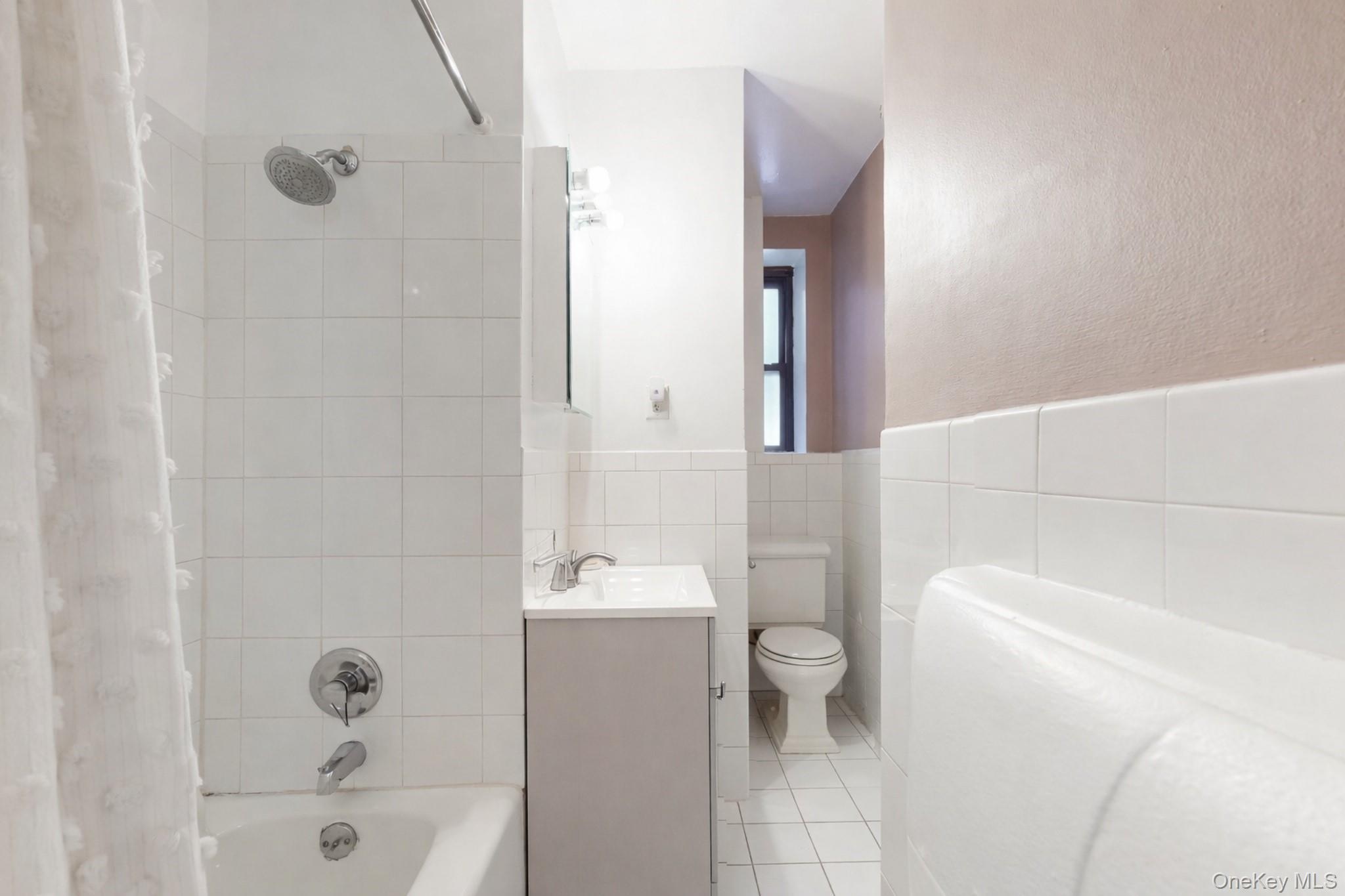 Condo Central  Manhattan, NY 10025, MLS-960901-7