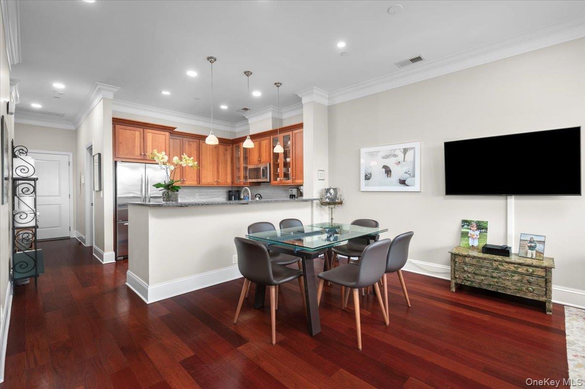 Condo Main  Westchester County, NY 10591, MLS-960916-14