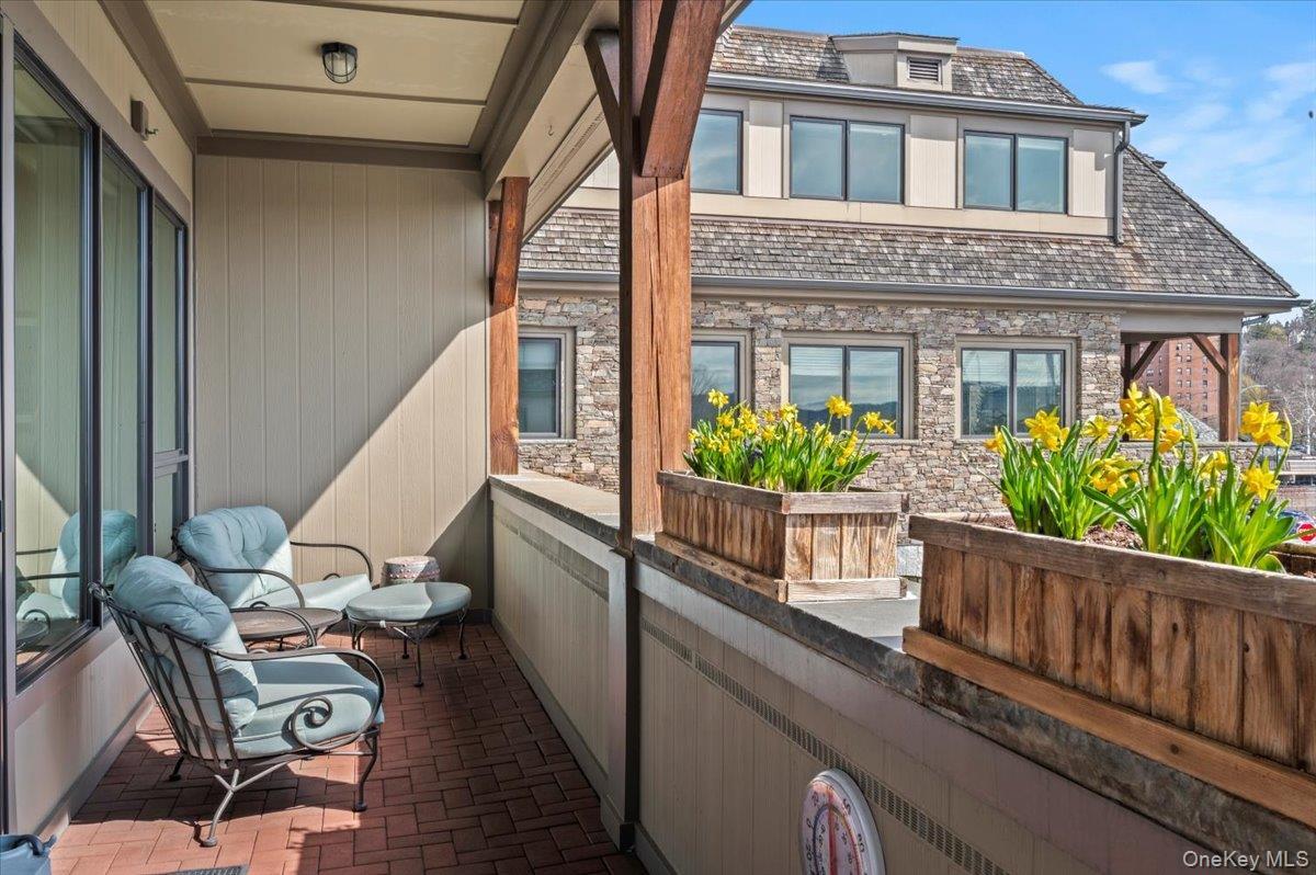 Condo Main  Westchester County, NY 10591, MLS-960916-23