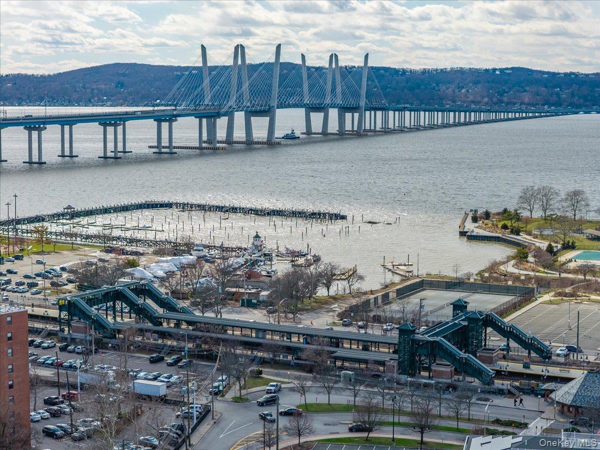 Condo Main  Westchester County, NY 10591, MLS-960916-28