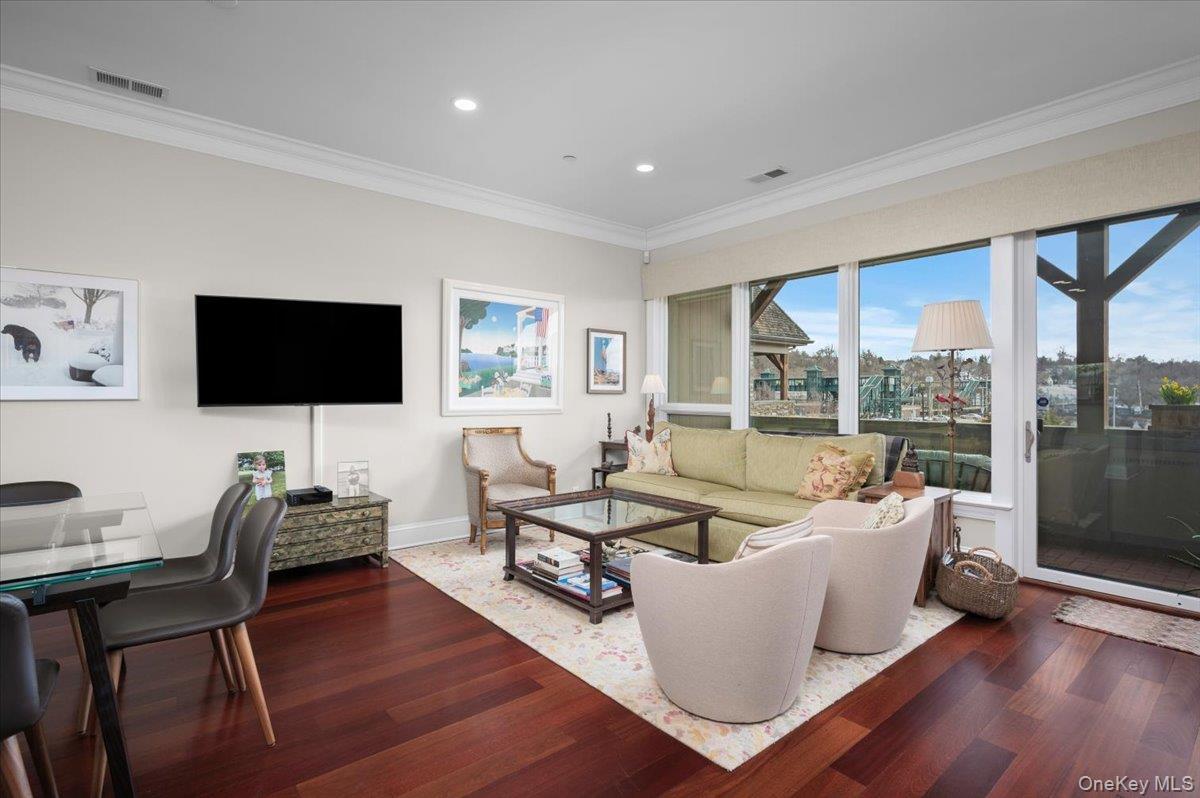 Condo Main  Westchester County, NY 10591, MLS-960916-5